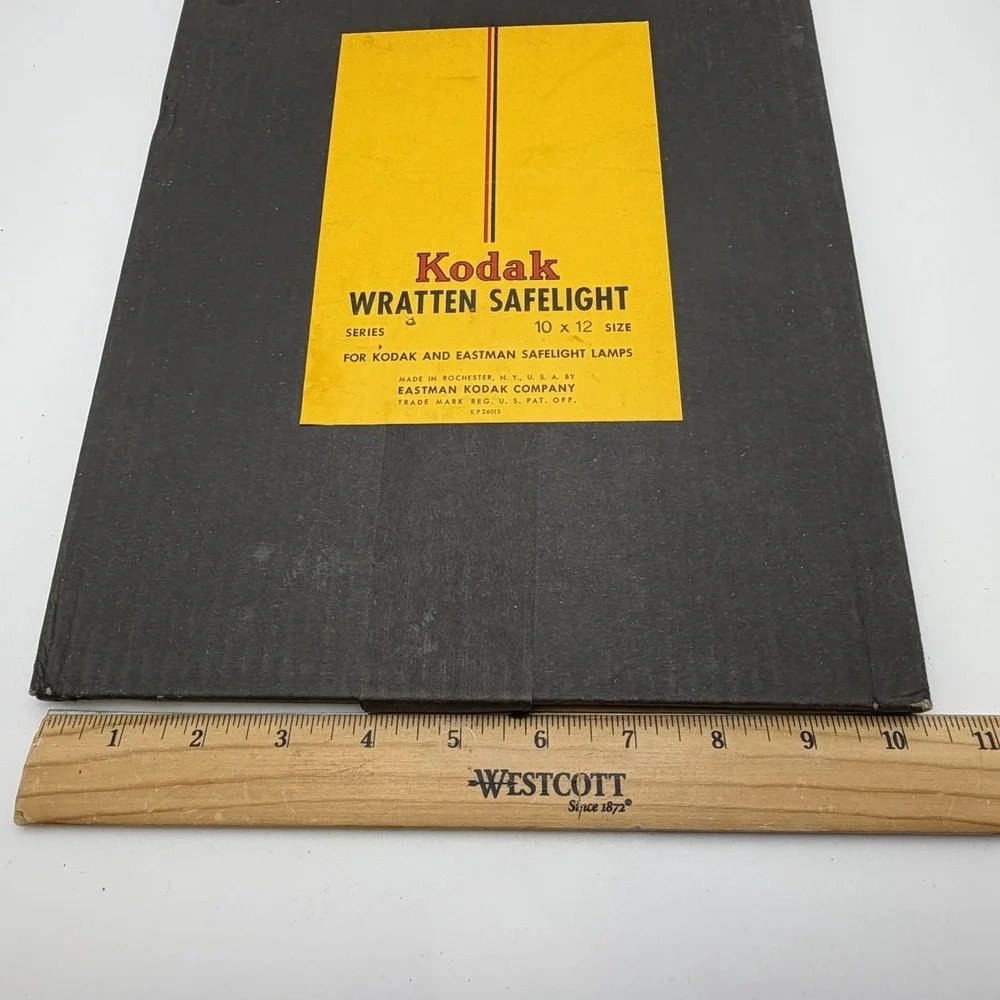 Vtg Kodak Safelight Glass Filter Wratten‎ Series 3 10x12 Eastman - NEW & SEALED